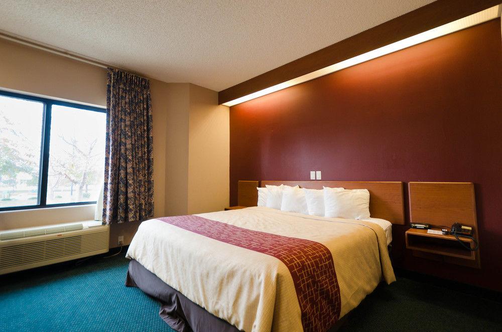 Chesapeake Inn And Suites Lexington Park Patuxent River Naval Air Station California Exterior foto