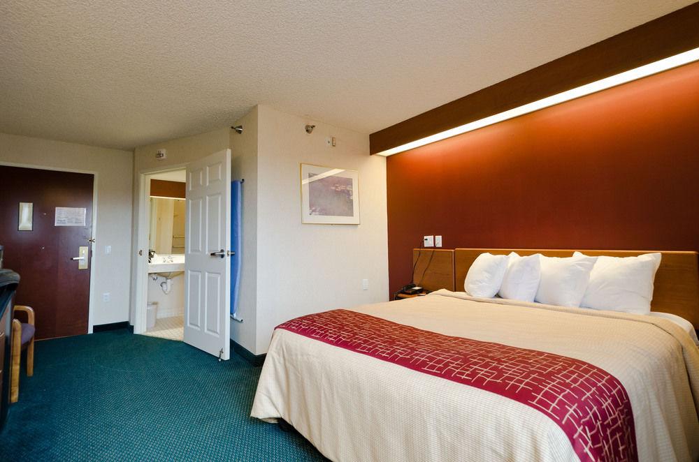 Chesapeake Inn And Suites Lexington Park Patuxent River Naval Air Station California Exterior foto