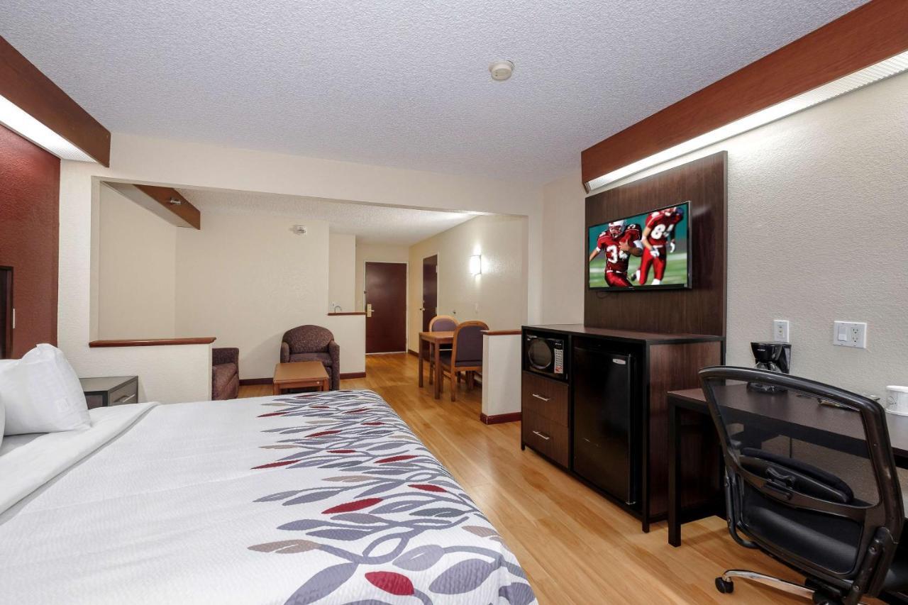 Chesapeake Inn And Suites Lexington Park Patuxent River Naval Air Station California Exterior foto